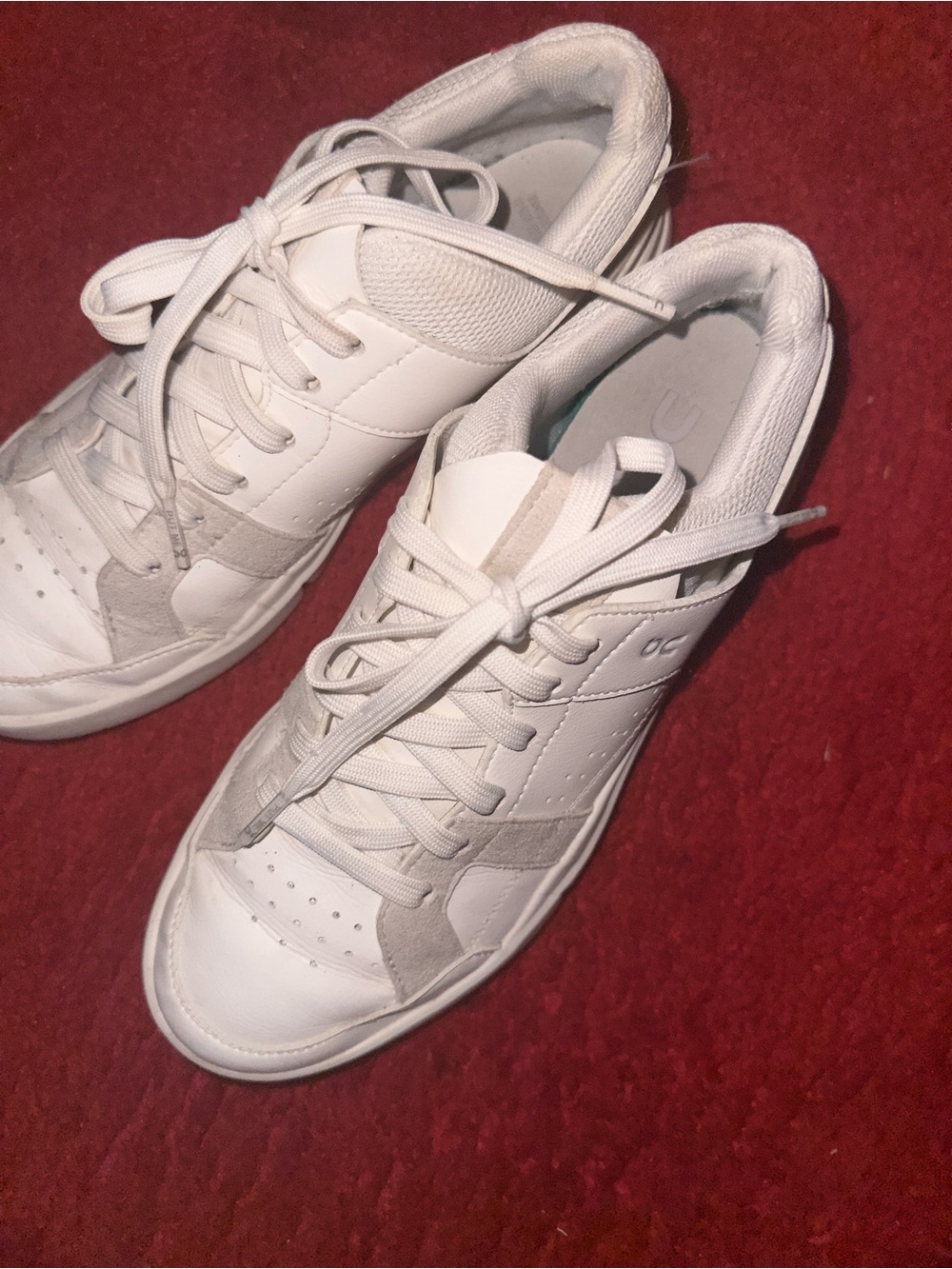 White Women's Casual Sneakers - Classic Lace-Up Comfort